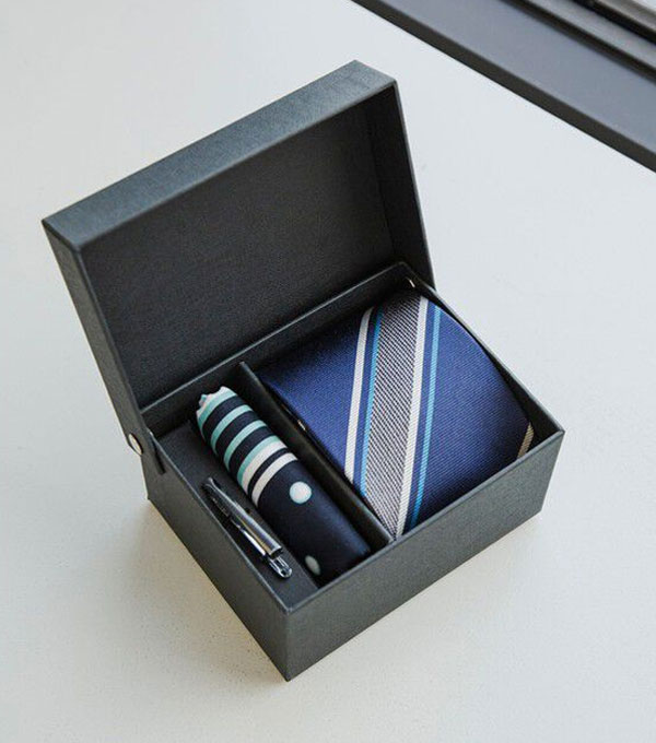 【green label relaxing】ネクタイ ハンカチ ネクタイピン 3点セット ギフトボックス