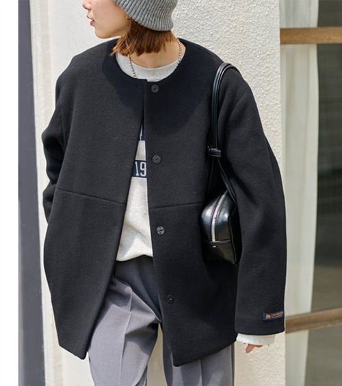 【ジャーナルスタンダード レリューム】スーパーファインビーバークルーネックコート　ブラック