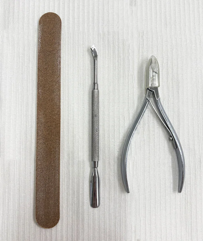 セルフネイルのやり方に使用する基本の道具