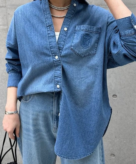 【COLLAGE GALLARDAGALANTE】【CanCam掲載　生見愛瑠さん着用】【Q.anos】Emblem shirt