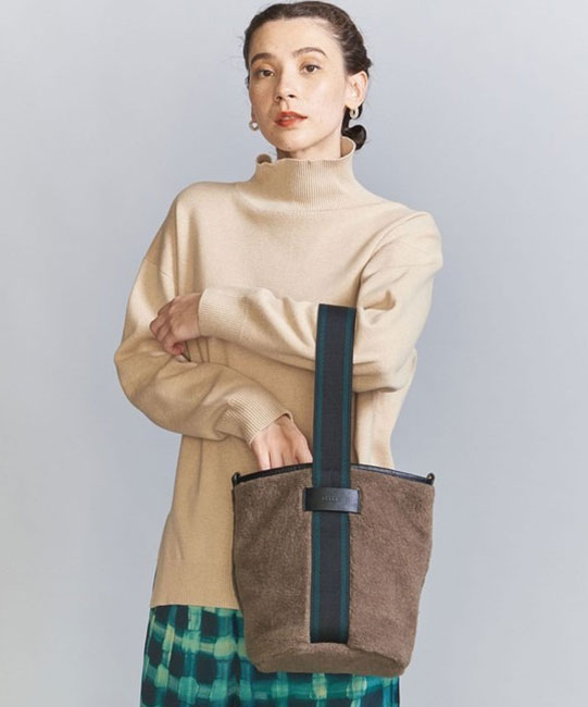 【BEAUTY&YOUTH】【別注】＜Folna＞ボア ラインテープ リバーシブル ショルダーバッグ
